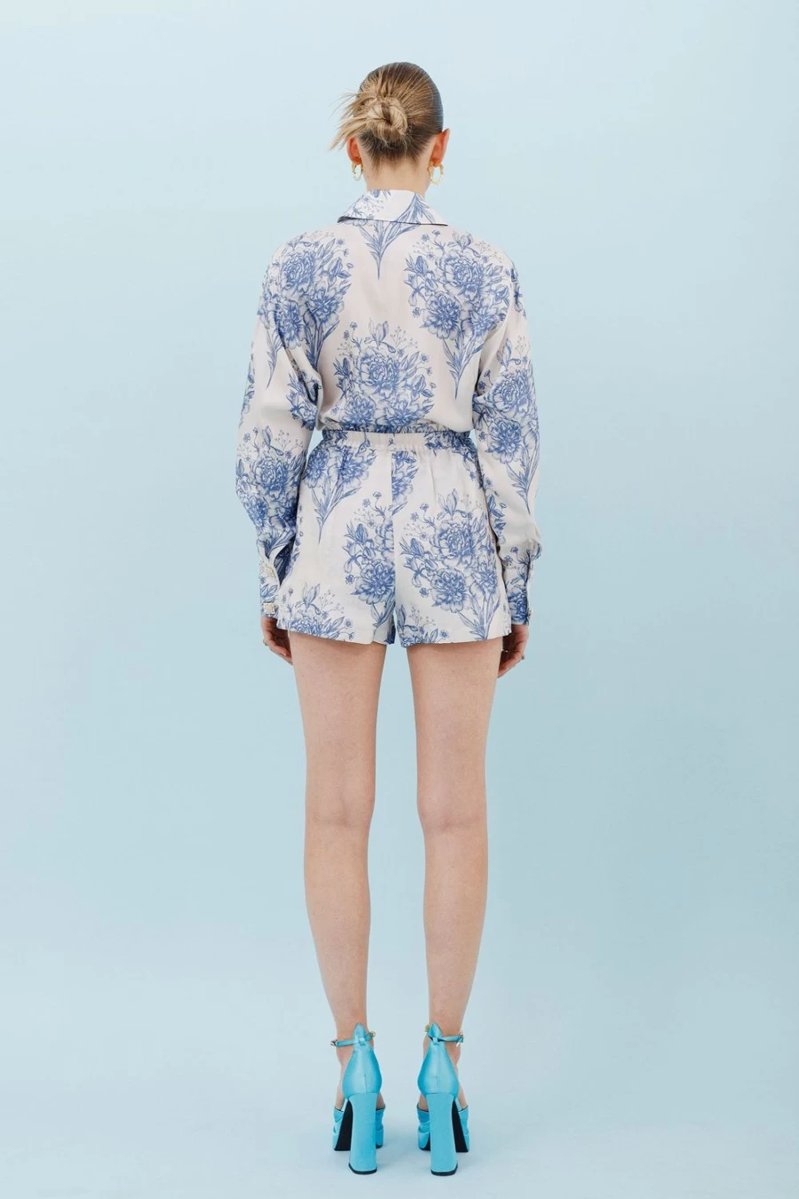 Isla & White Women's Maya: Stylish & Comfortable Fashion for Everyday Wear